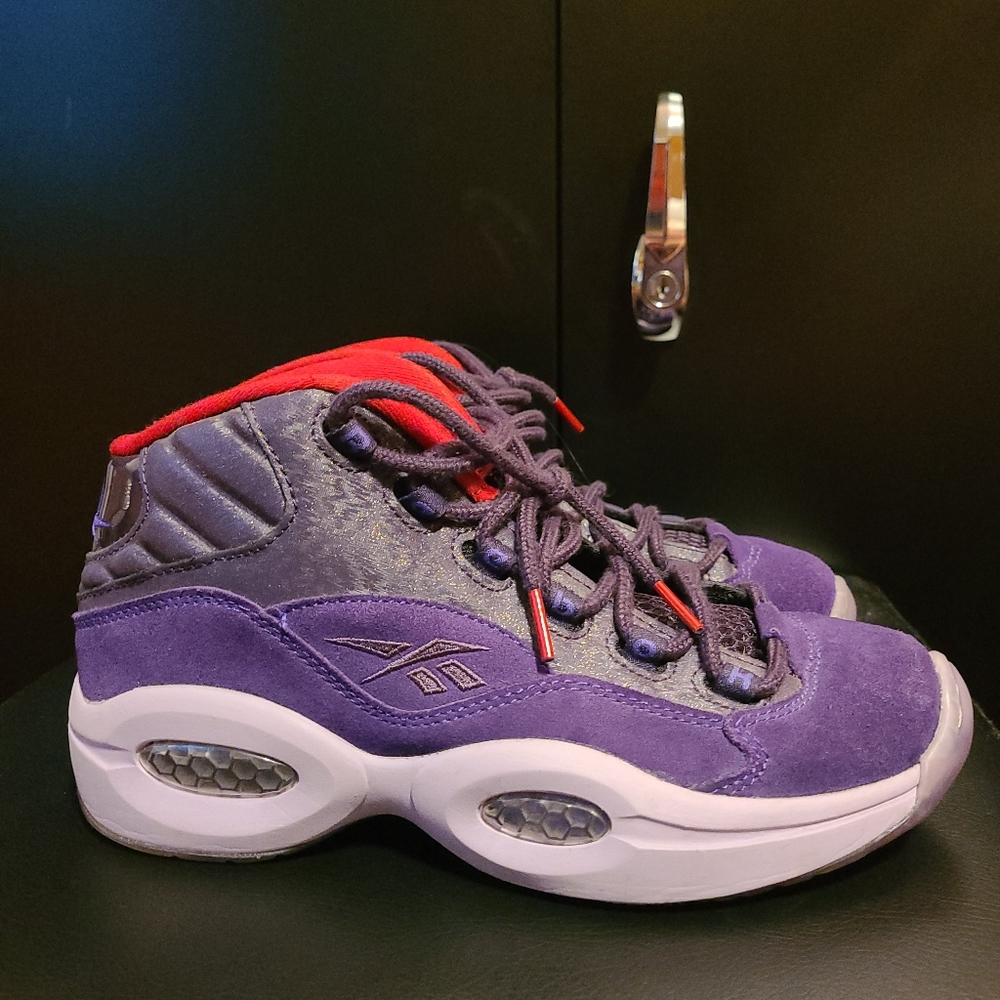 Reebok Iverson Question Ghost Of Christmas Future Mens Basketball Shoes Size 6